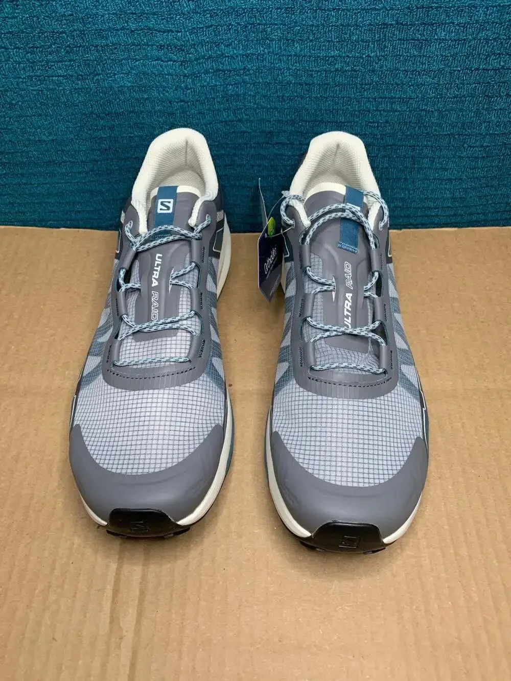 Salomon Ultra Raid Fitness Running Shoes, Men Sz 11.5, Women Sz 12.5